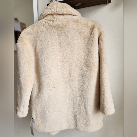 NWT Faux Fux Double Breasted Coat - Picture 5 of 15